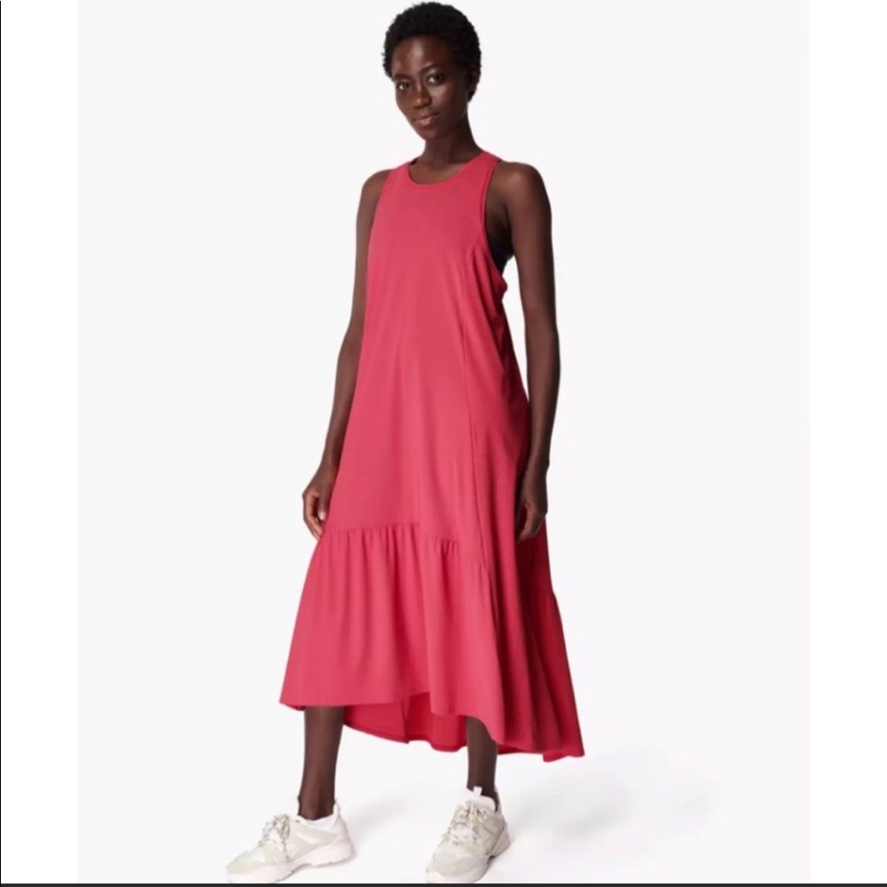Sweaty betty explorer ace midi dress in pink